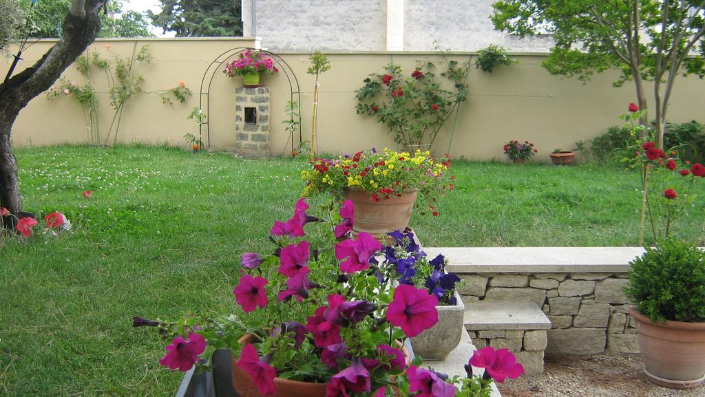 Clos Marjolie Hotel Caromb Kültér fotó